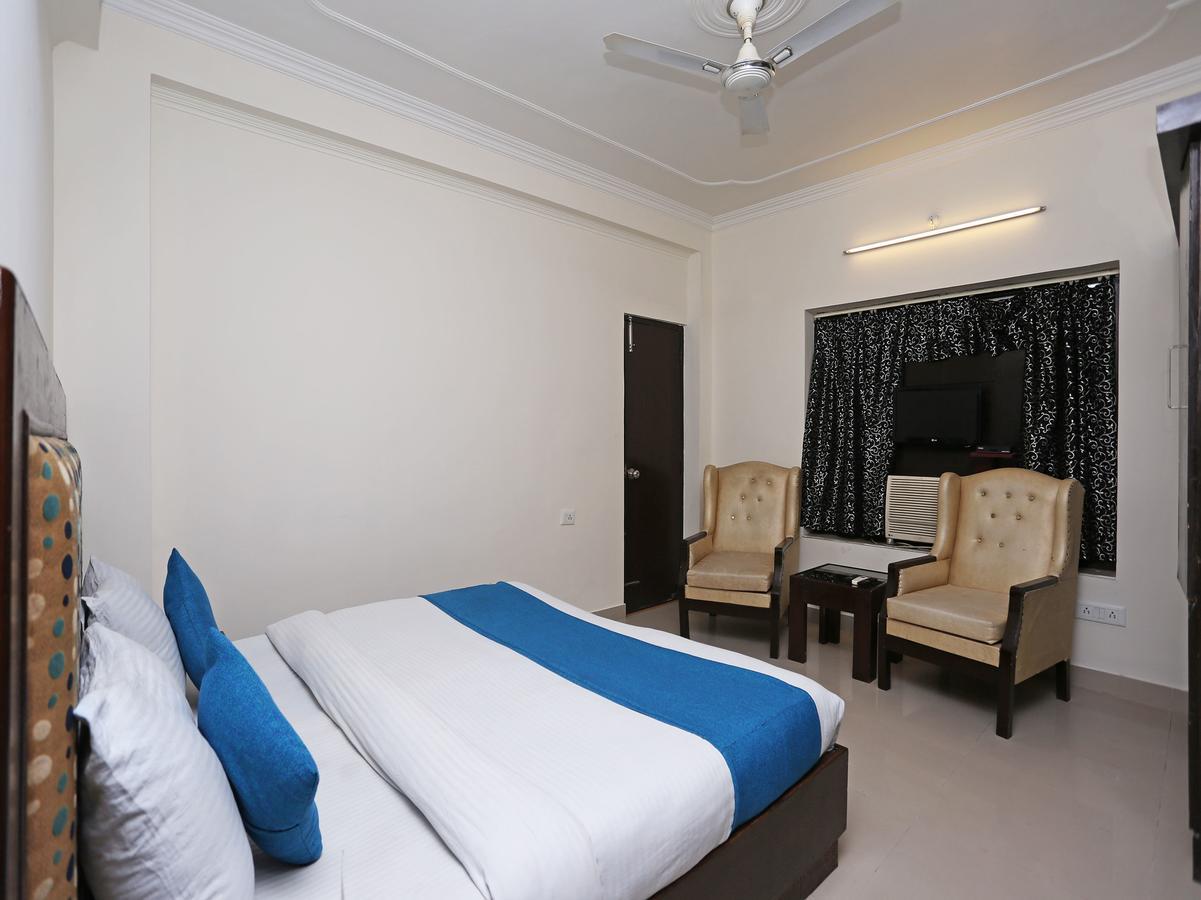 Oyo 10425 Queens Pearl Inn Дехрадун Экстерьер фото