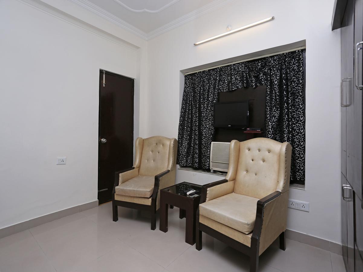 Oyo 10425 Queens Pearl Inn Дехрадун Экстерьер фото